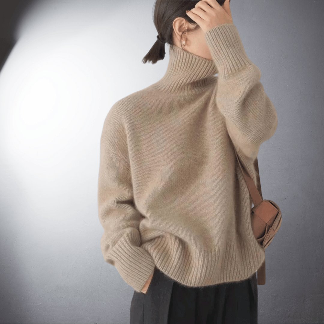 Sue - Soft Cashmere Turtleneck Jumper - Women Top