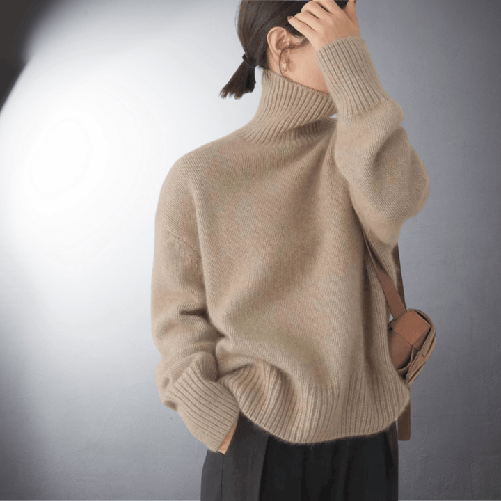 Sue - Soft Cashmere Turtleneck Jumper - Women Top