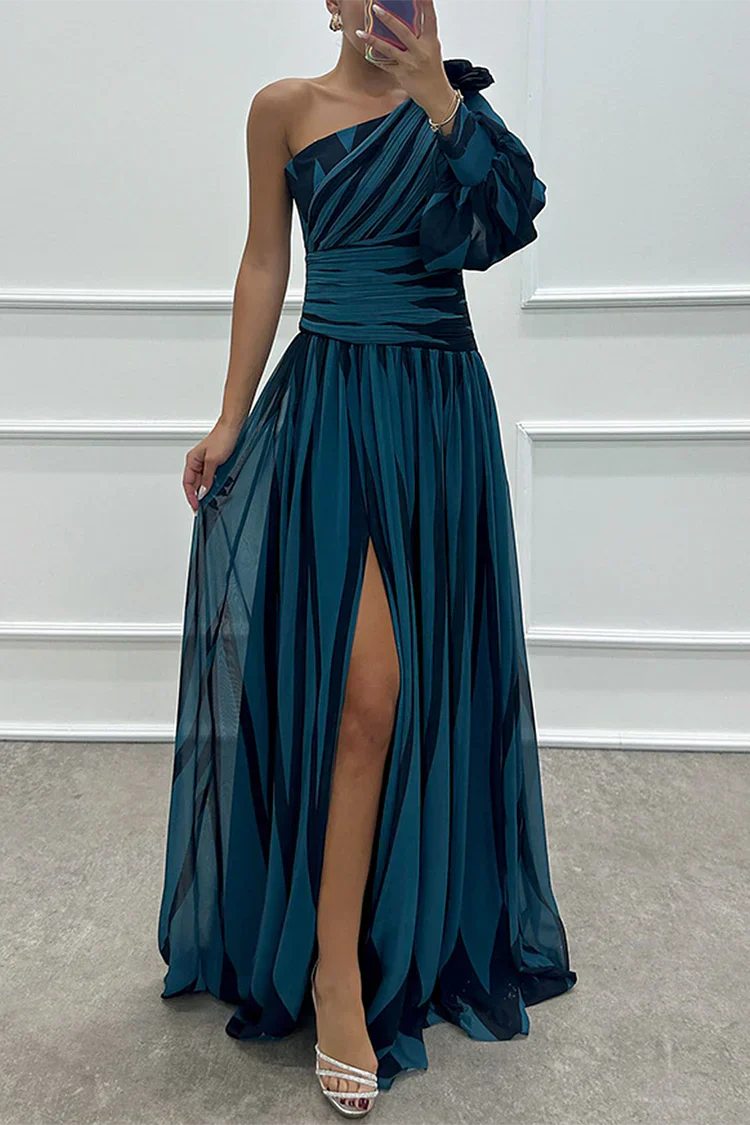 Millie™ | Striped One-Shoulder Maxi | Effortless Elegance with a Bold Twist