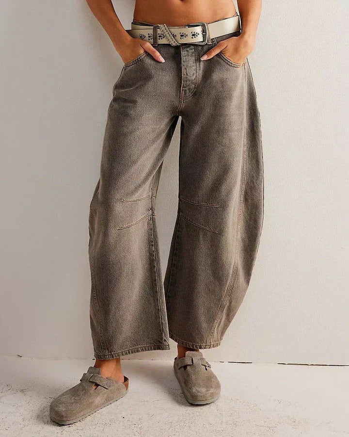 Ava - Waist-High Barrel Jeans - Dark brown / XS - Chino pants