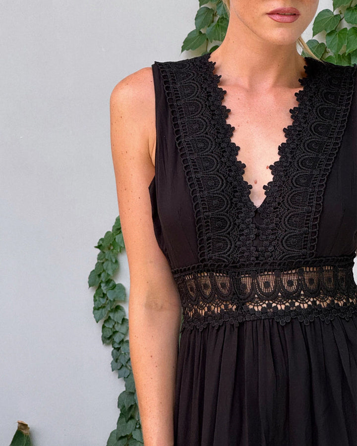 JOANNA™ | Sleeveless Midi Dress in Boho Style with Lace Details