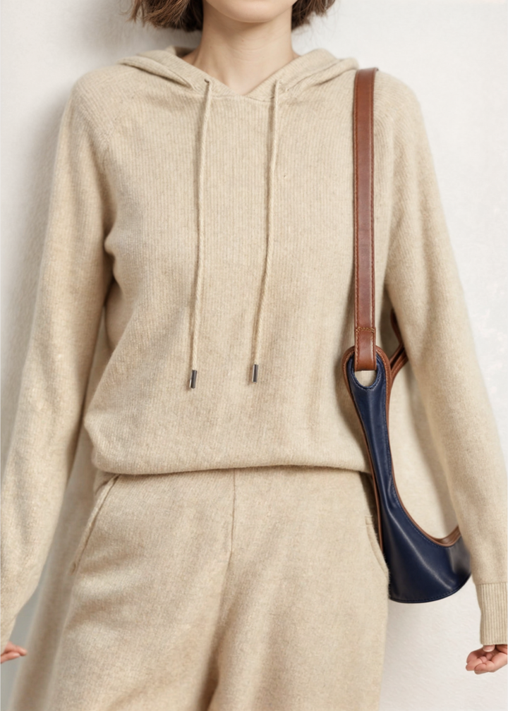 Jocelyn - Relaxed Fit Hoodie