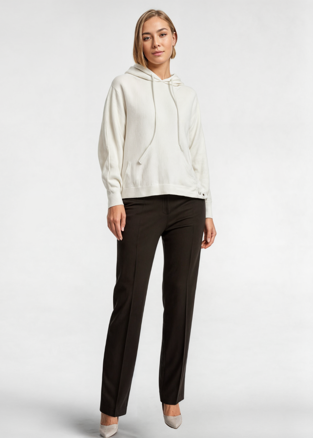 Jocelyn - Relaxed Fit Hoodie - White / 12 - 14 (M)