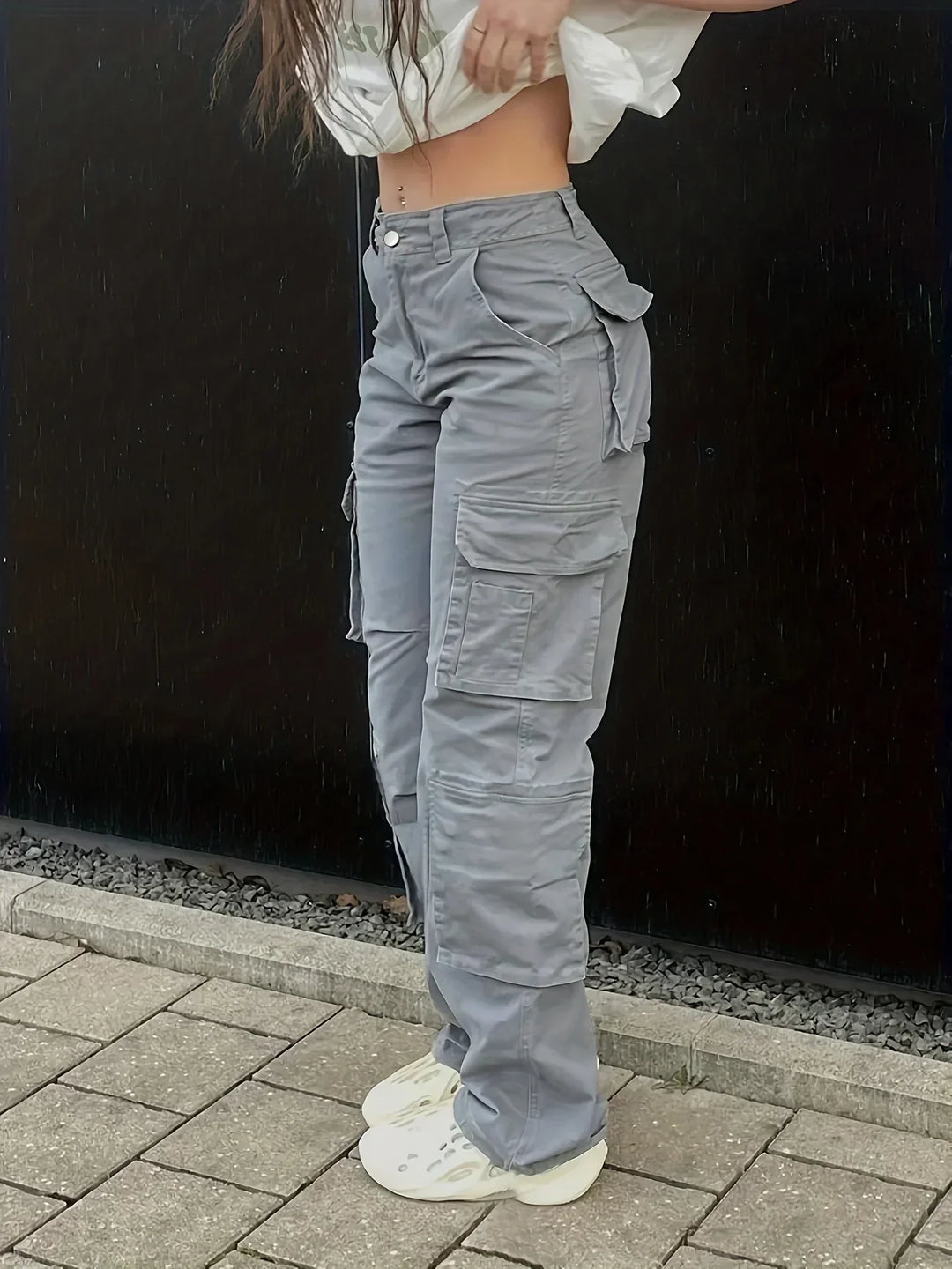 Lydia - Combine Style And Functionality with These Cargo Pants
