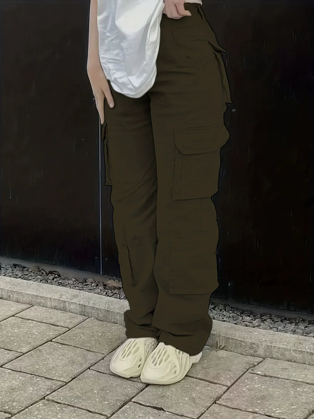 Lydia - Combine Style And Functionality with These Cargo Pants - Army Green / XS
