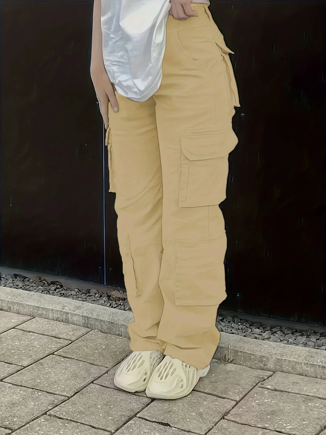 Lydia - Combine Style And Functionality with These Cargo Pants - Beige / XS