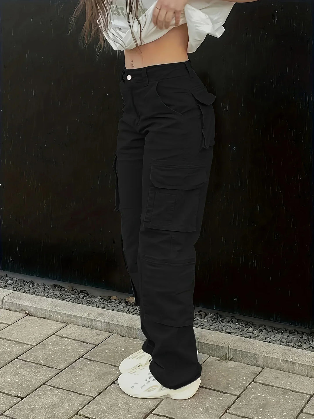 Lydia - Combine Style And Functionality with These Cargo Pants - Black / XS