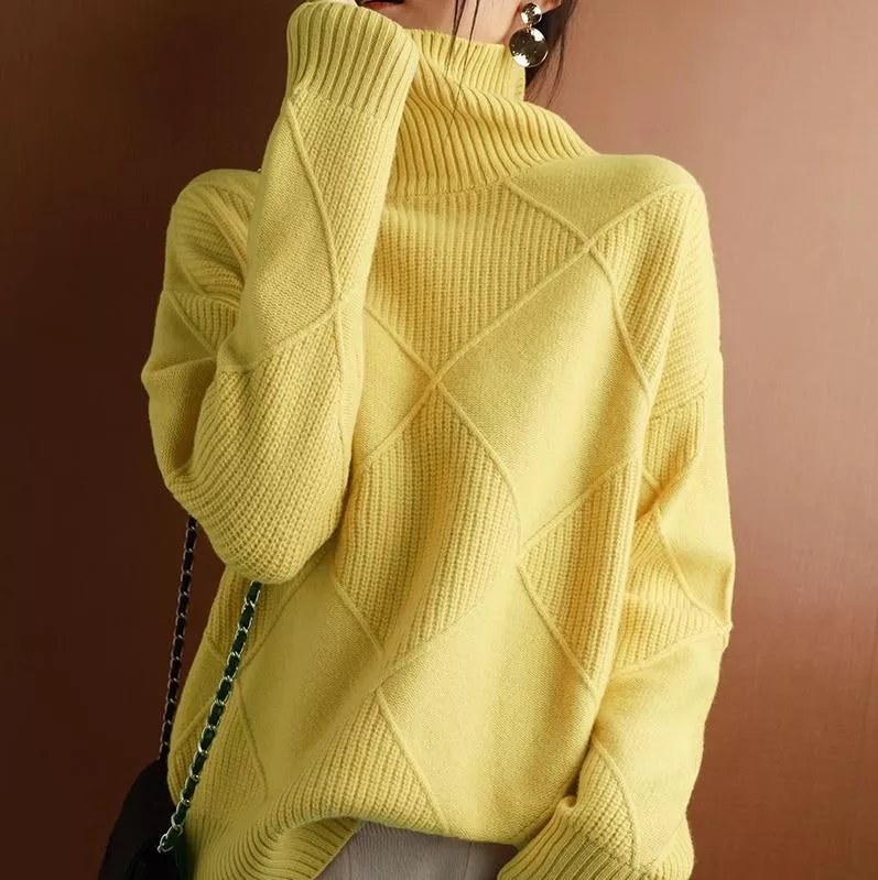 Marina - Elegant Loose Turtleneck Jumper For Ultimate Comfort - Yellow / S