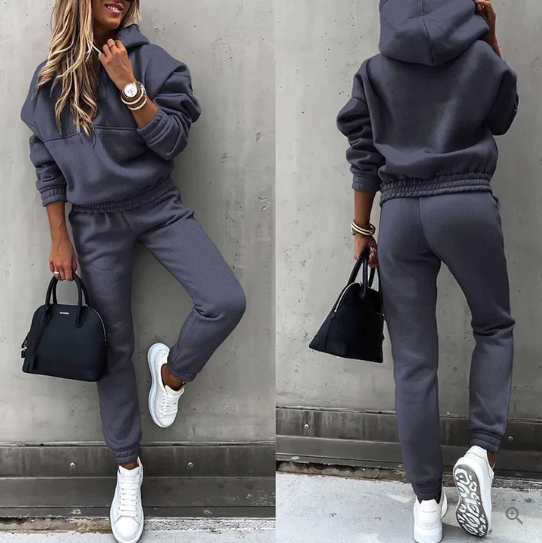 Melania - Comfortable Jogging Set Perfect For Relaxing Days - Black / S