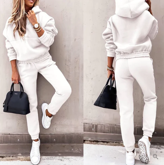 Melania - Comfortable Jogging Set Perfect For Relaxing Days - White / S