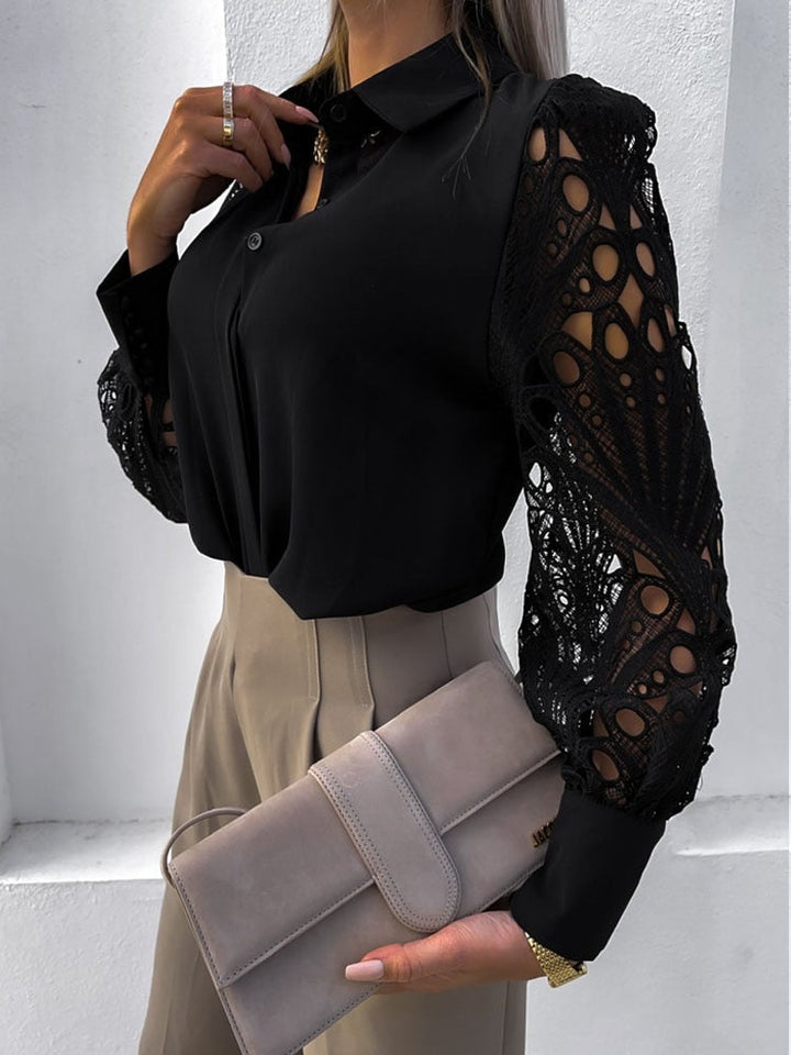 Tali - Stylish And Comfortable Blouse With Lace That’s The Ultimate Eye Catcher